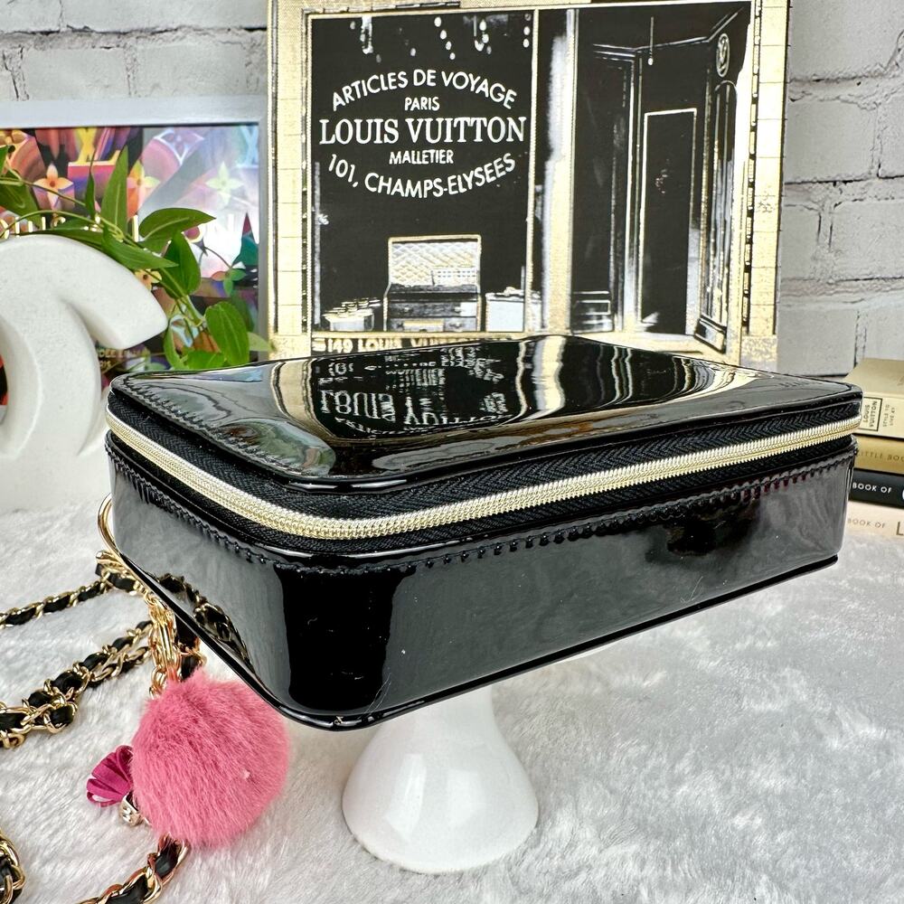 SOLD YSL Yves Saint Laurent Black patent faux leather beauty case crossbody b… - Picture 6 of 15